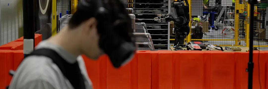 Boston Dynamics official: Atlas at RMAC wide factory view (source: bostondynamics.com rmac-16x9-2)